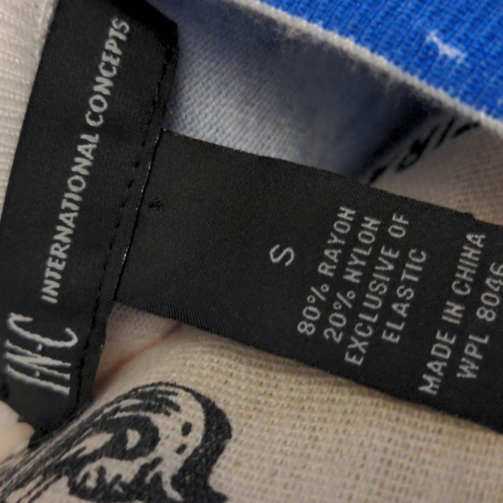 INC, light weight sweater, small. - Picture 5 of 5